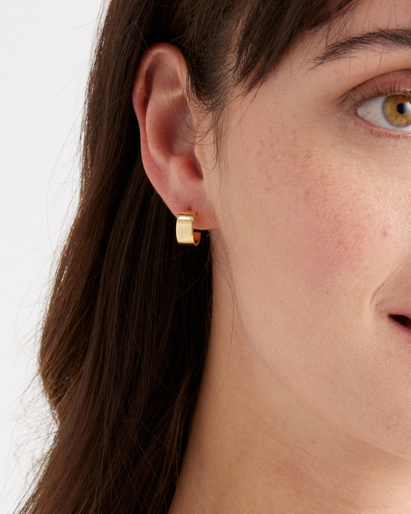 Wide Mini Hoops - One Size / Gold Vermeil