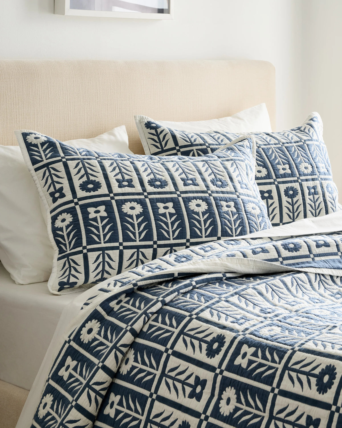 Organic Cotton Jacquard Floral Sham Set - Standard / Blue Fog