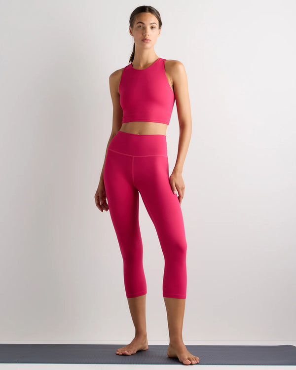 Ultra-Form High-Rise Capri - XS / Dark Coal
