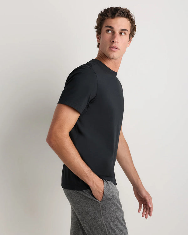 Studio Performance Tee - S / Black
