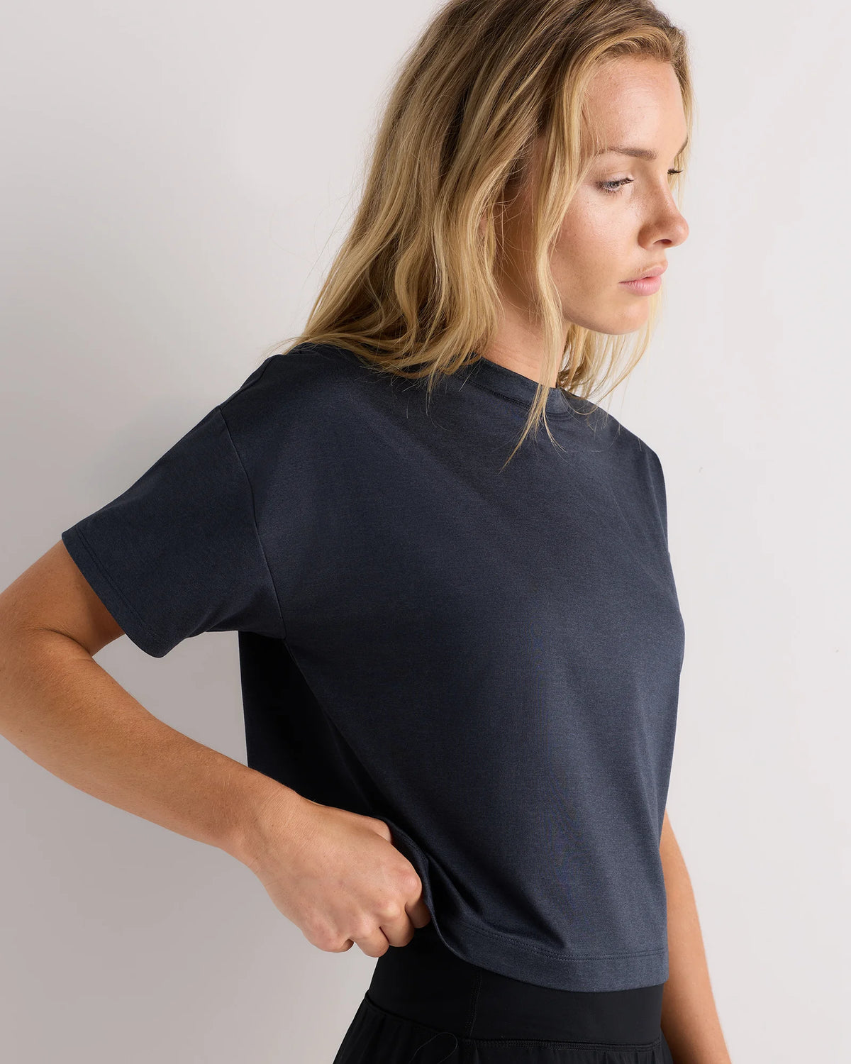 Flowknit Breeze Boxy Cropped Tee - XS / Heather Deep Navy