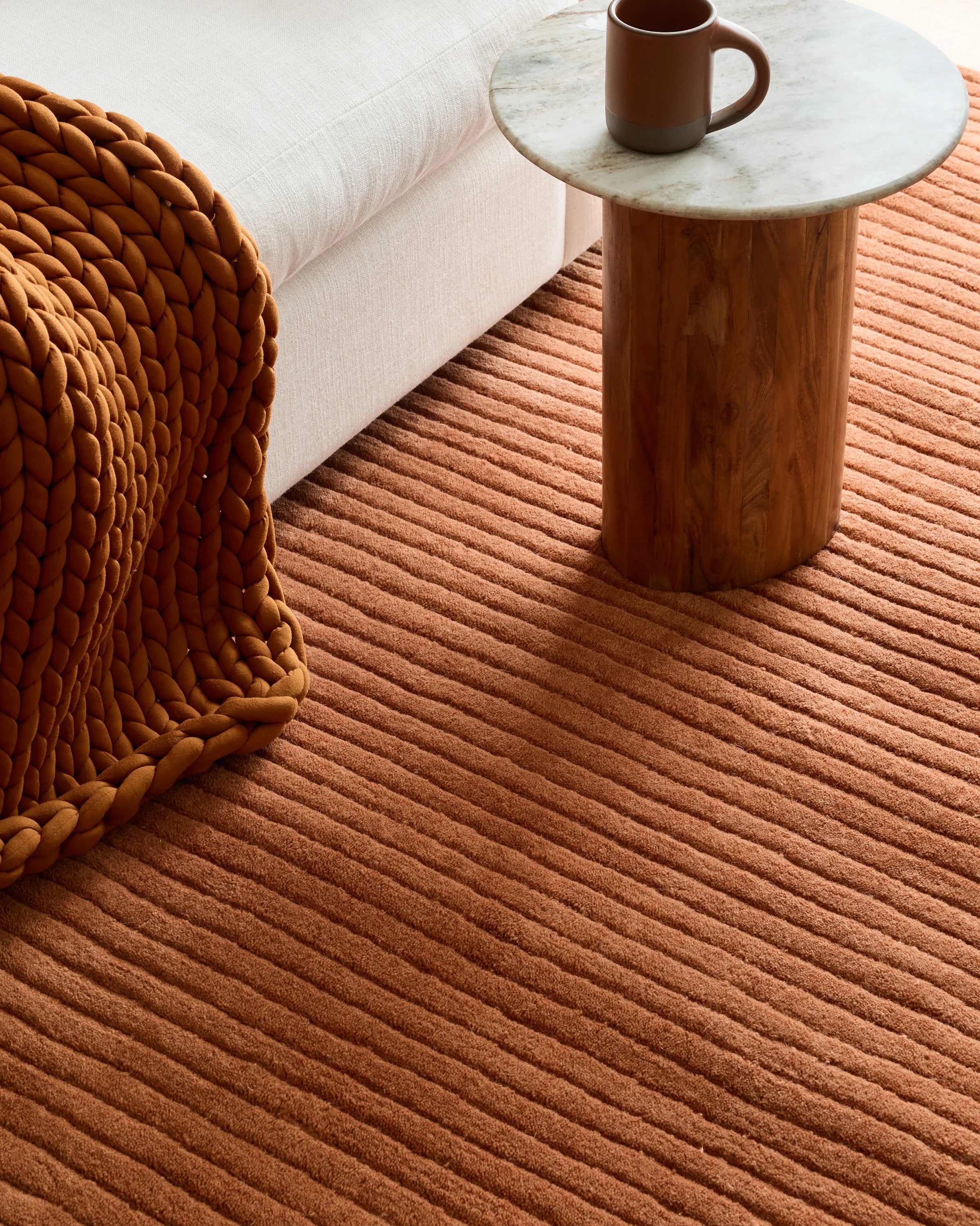 Remington Hand-Loomed Wool Rug - 2' x 4' / Rust Secondary image