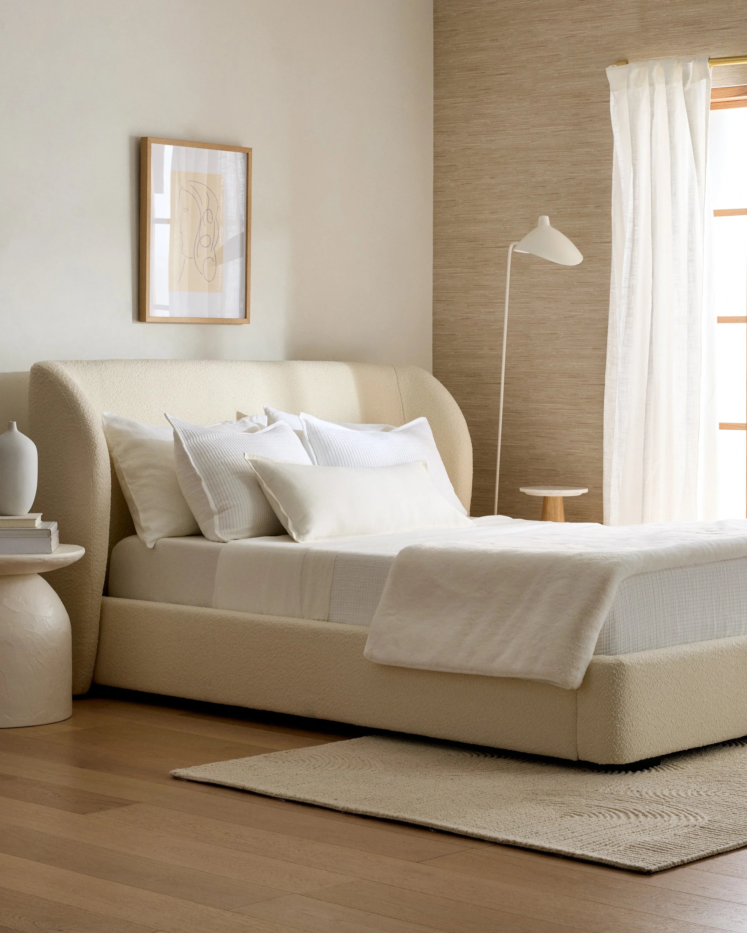 Performance Boucle Shelter Bed - Queen / Ivory Secondary image