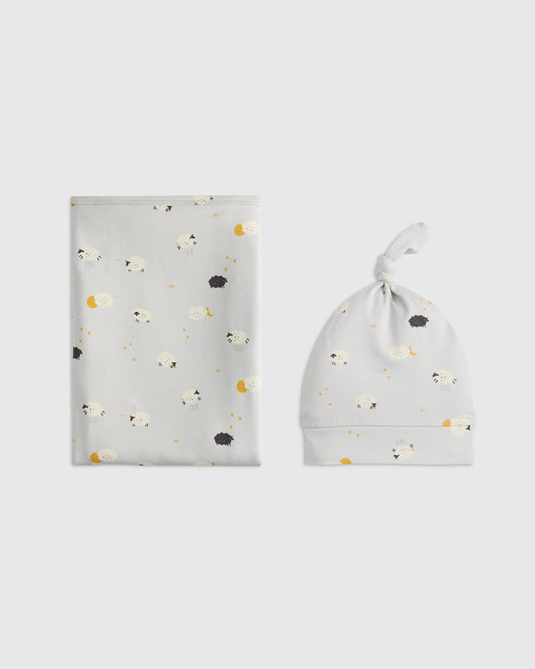 Bamboo Swaddle & Hat Layette Set - One Size / Celestial Dreams