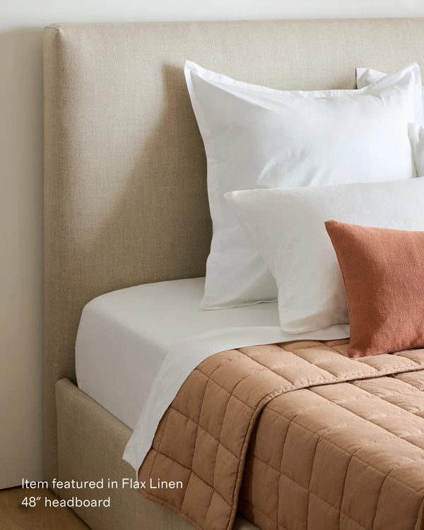 Square Bed in Performance Velvet - Full / Butterscotch