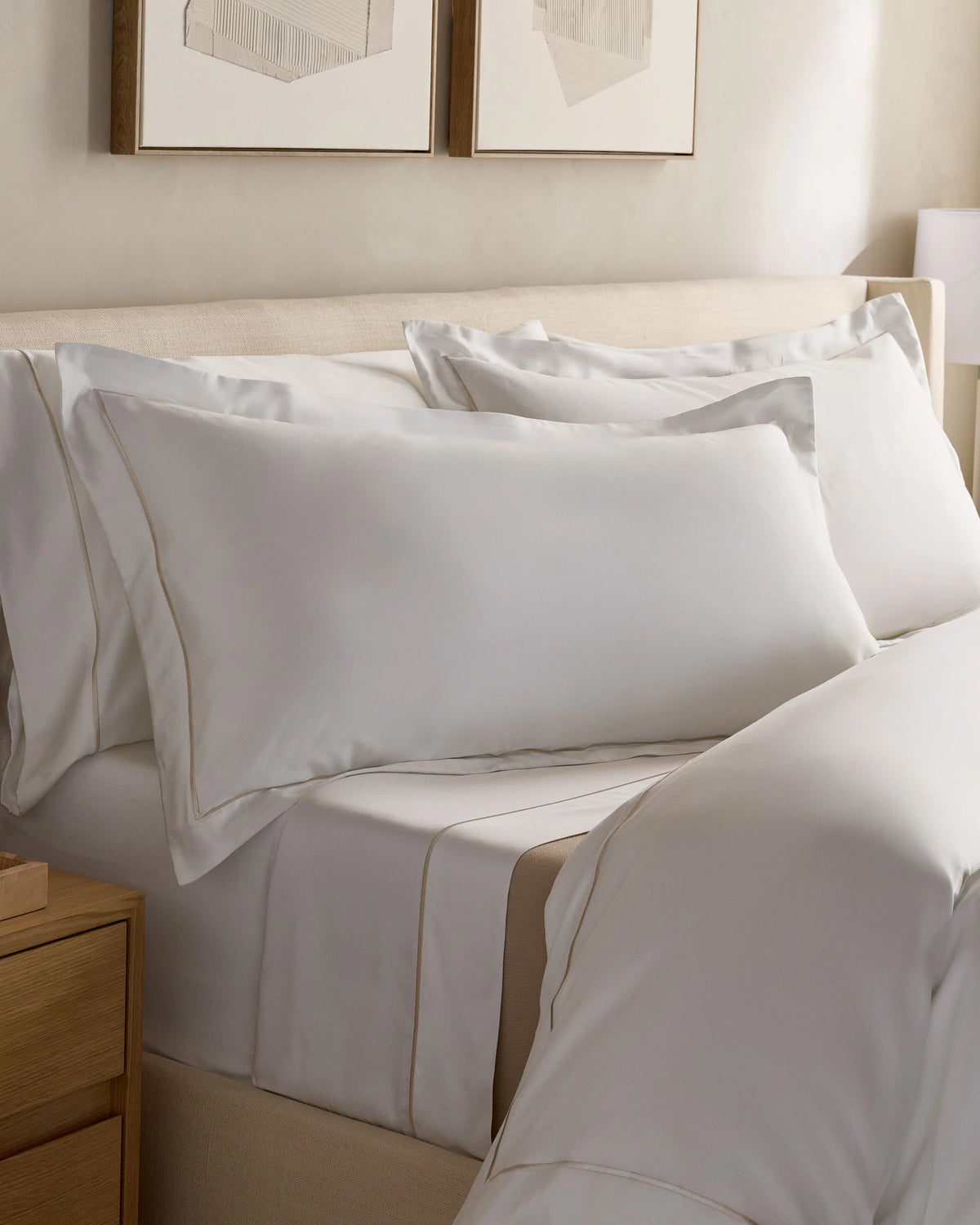 Signature Giza Cotton Sateen Embroidered Duvet Cover Set - Twin / White/Dried Sage