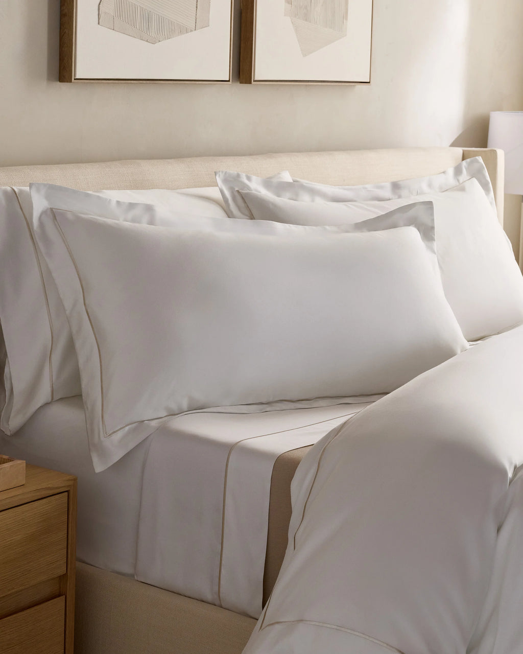 Signature Giza Cotton Sateen Embroidered Duvet Cover - Twin / White/Dried Sage