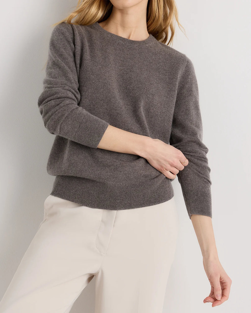 Mongolian Cashmere Crewneck Sweater - XS / Ivory