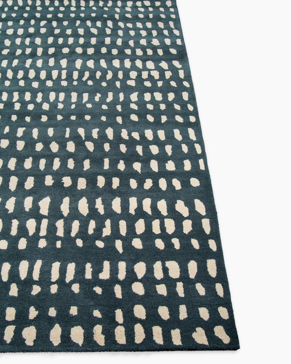 Painterly Dots Hand-Tufted Wool Rug - 3'6" x 5'6" / Navy