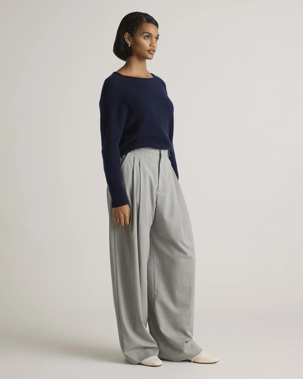 Mongolian Cashmere Boatneck Sweater - XS / Black