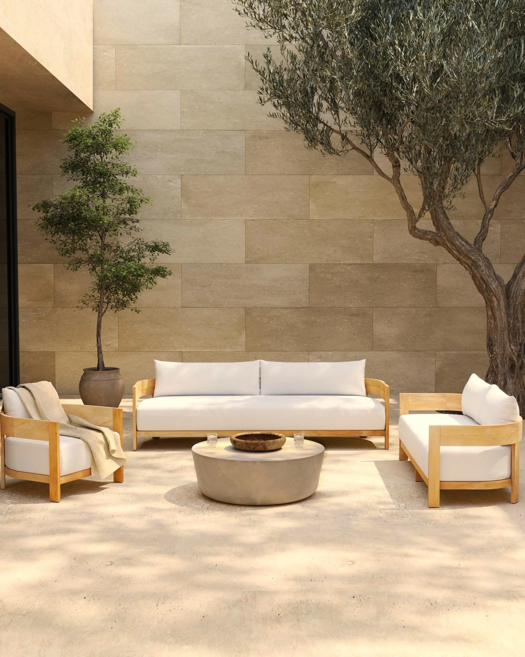 Curved Solid Teak Outdoor Lounge Chair - One Size / Natural Teak Secondary image