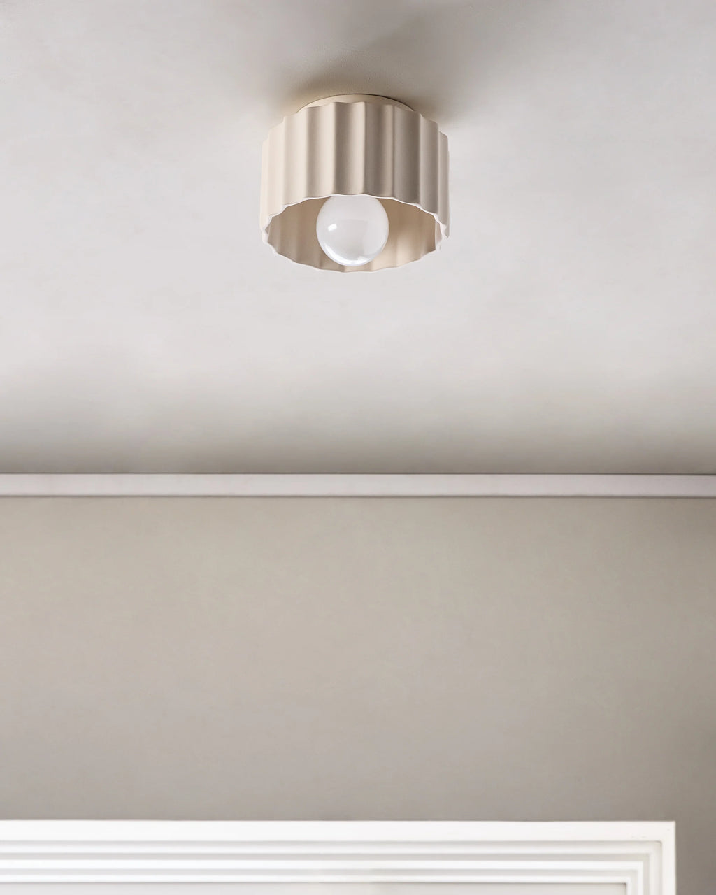 Scalloped Ceramic Flush Mount / Sconce - 8" / Natural