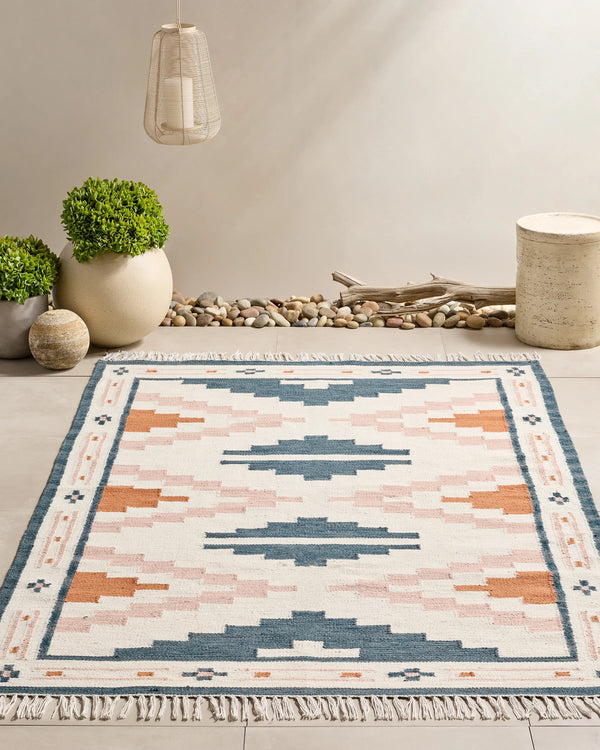 Jasper Indoor/Outdoor Flatweave Rug - 3' x 5' / Navy/Pink/Natural