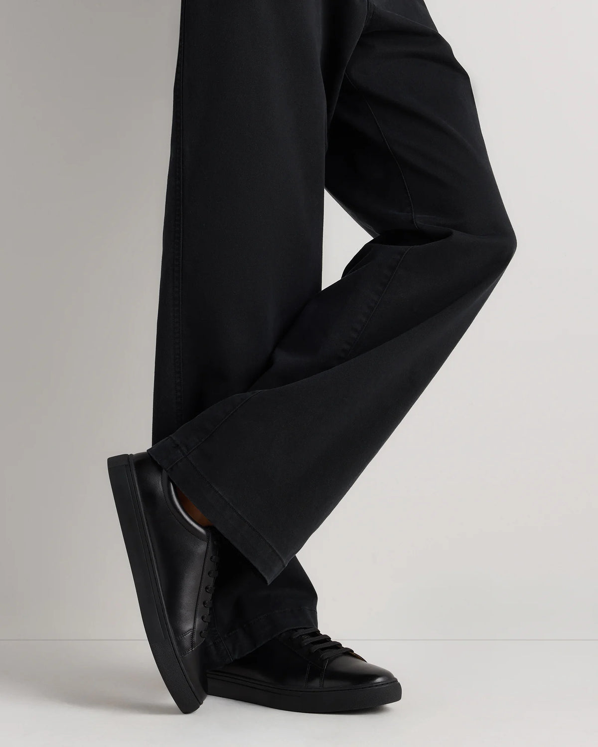 Italian Leather Everyday Sneaker - 7 / Black/Black Main image
