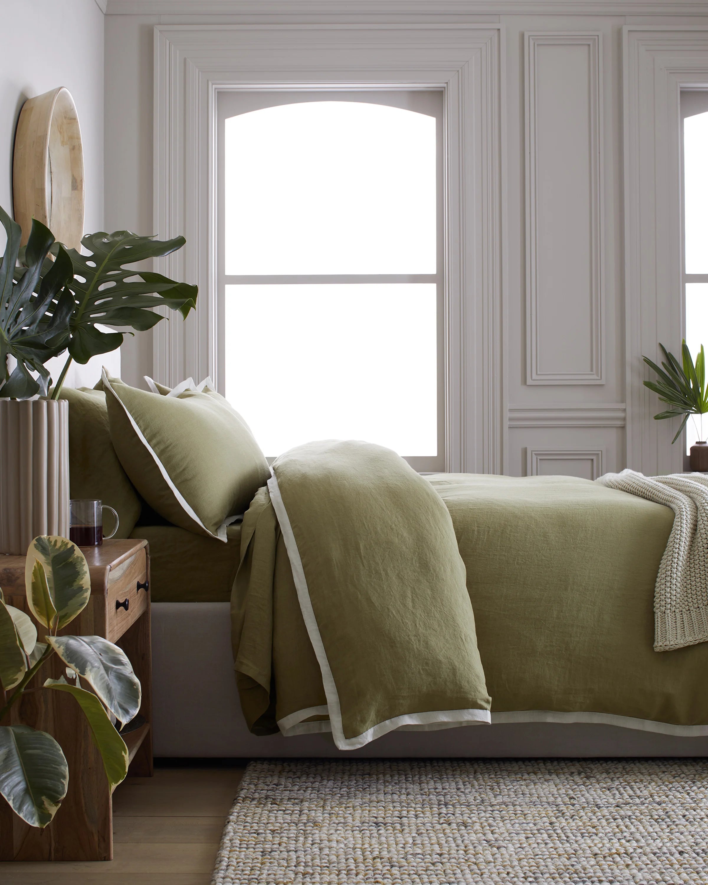 European Linen Contrast Flange Sham Set - Standard / Aloe/Sand Secondary image