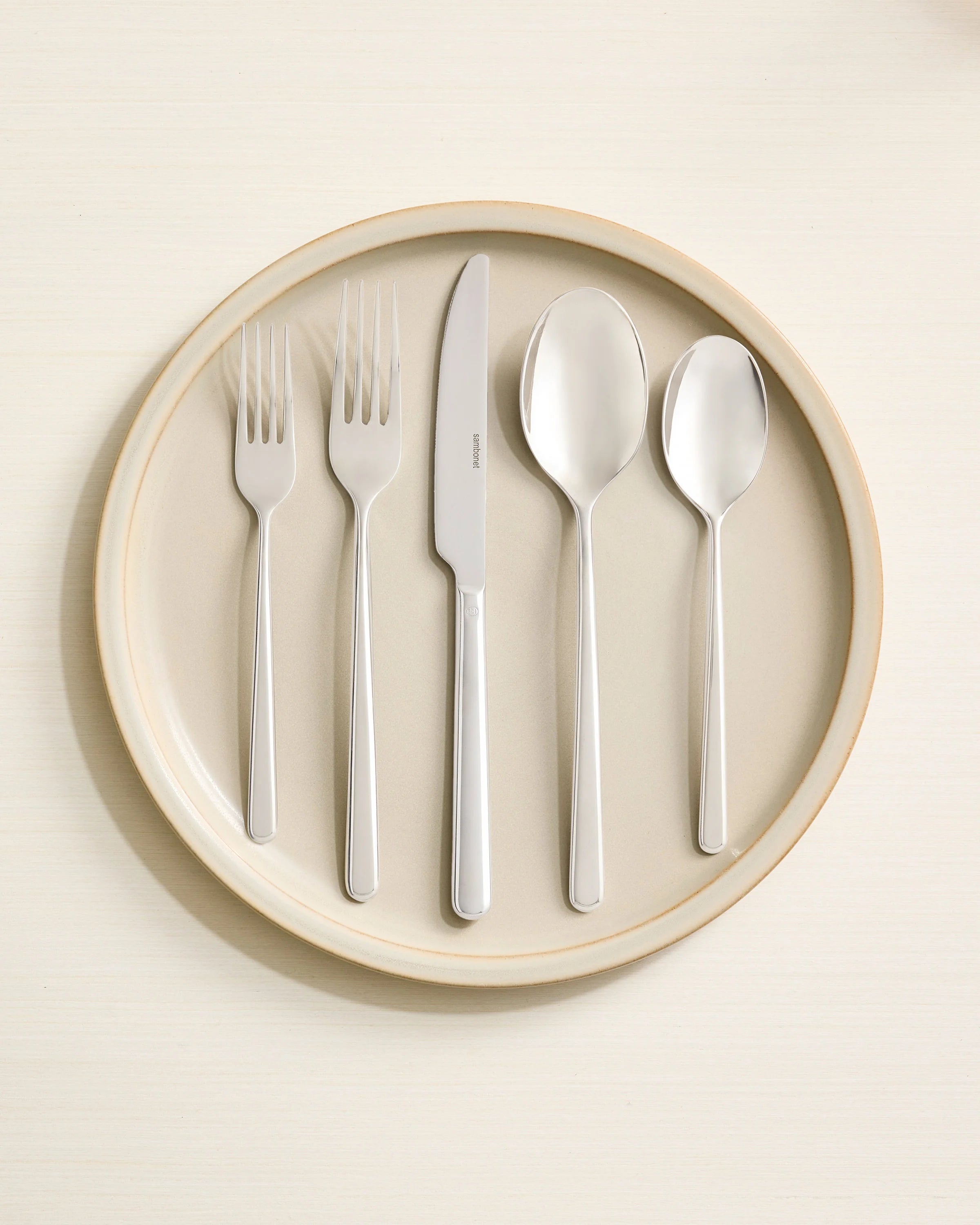 Gia Minimalist 20 Piece Flatware Set - One Size / Polished Stainless Steel Secondary image