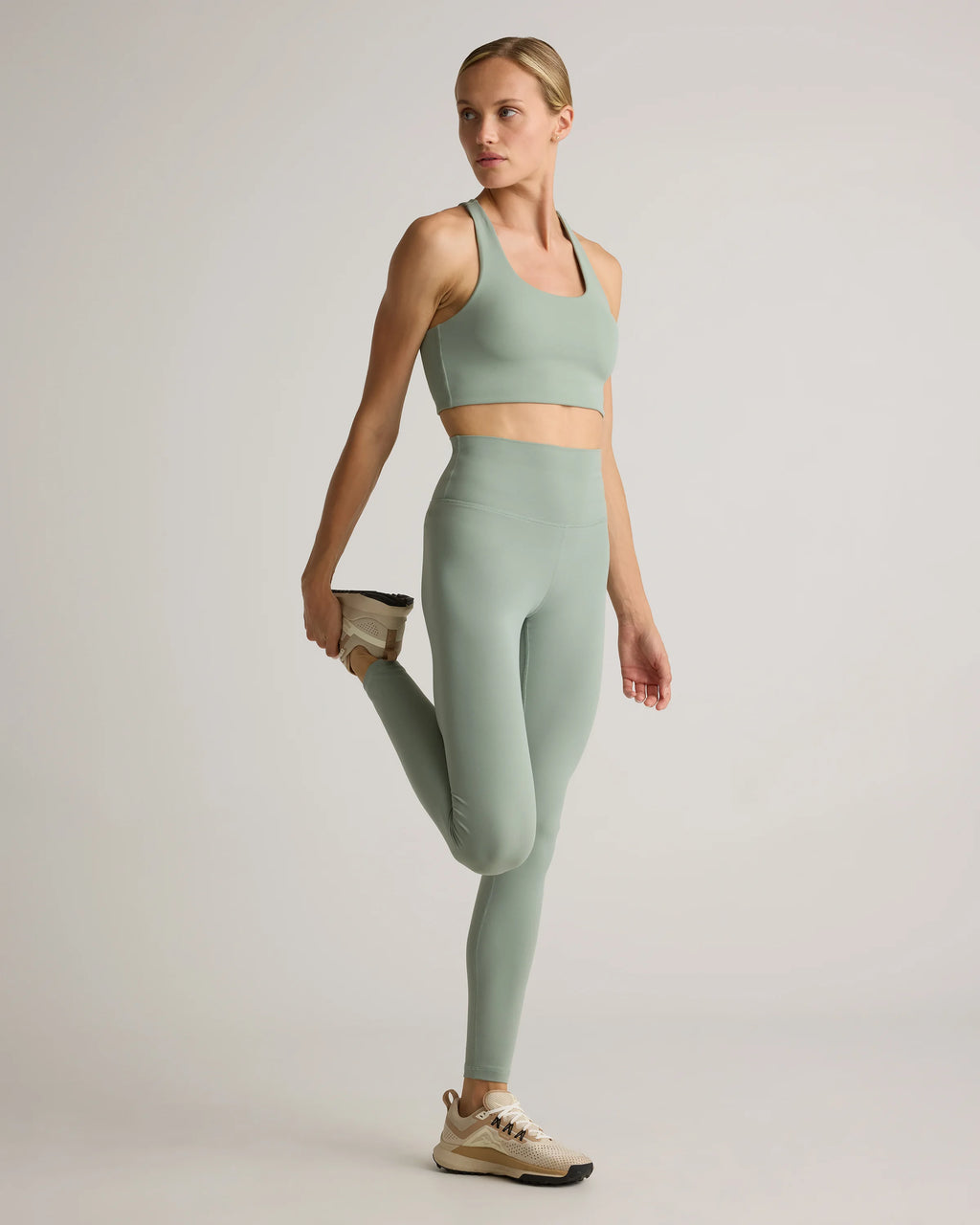 Ultra-Form High-Rise Legging - XS / Black