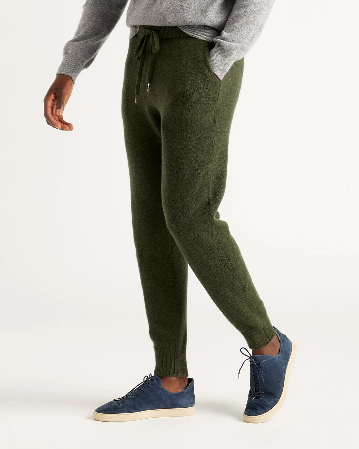 Mongolian Spring Cashmere Jogger - S / Olive Main image