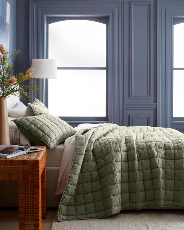 European Linen Box Quilt - Twin / Dusty Mauve