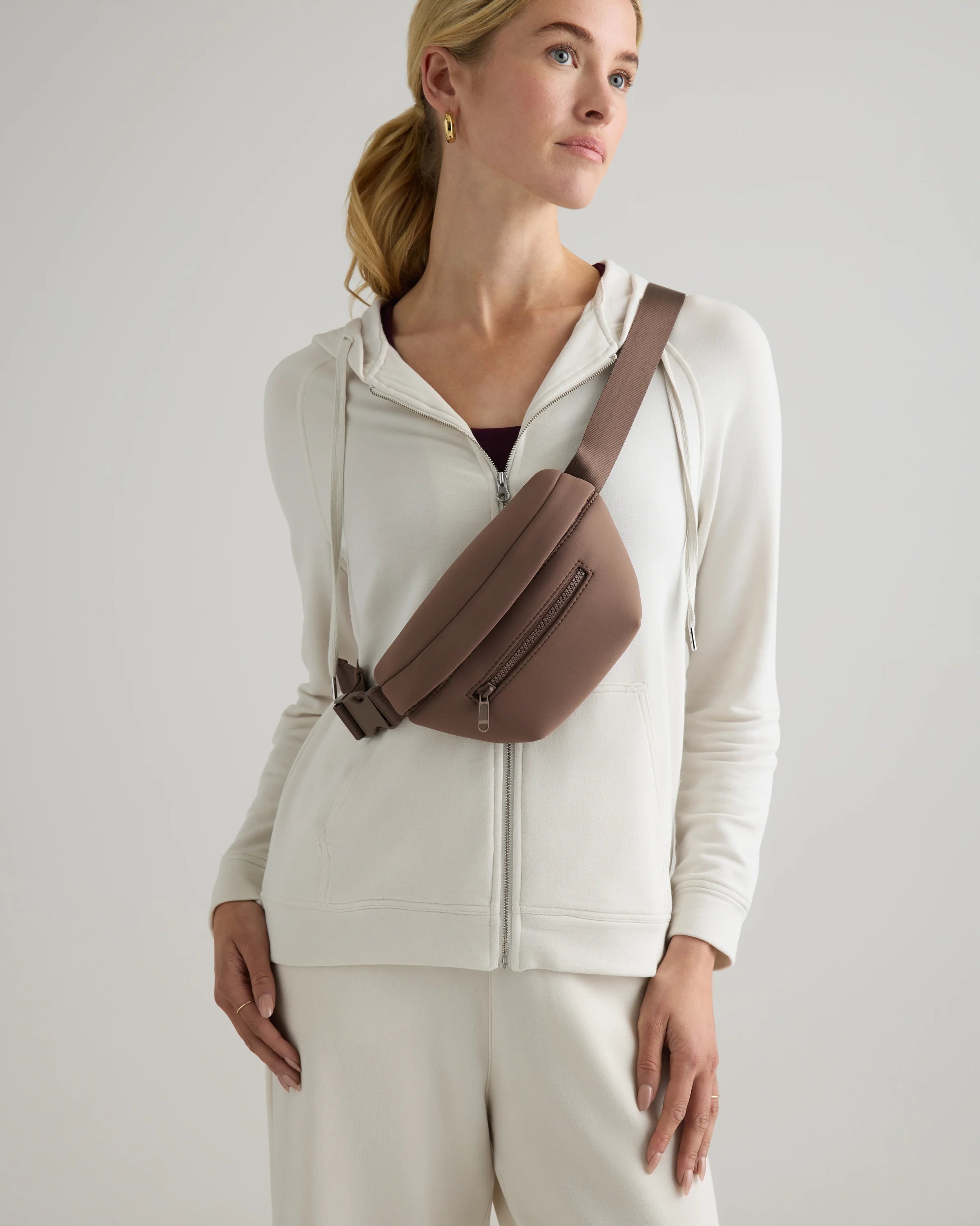 All-Day Neoprene Belt Bag - One Size / Espresso Secondary image