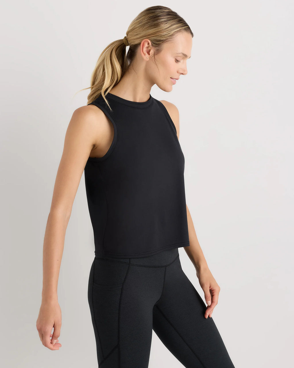 Flowknit Breeze High-Neck Tank - XS / Heather Deep Navy
