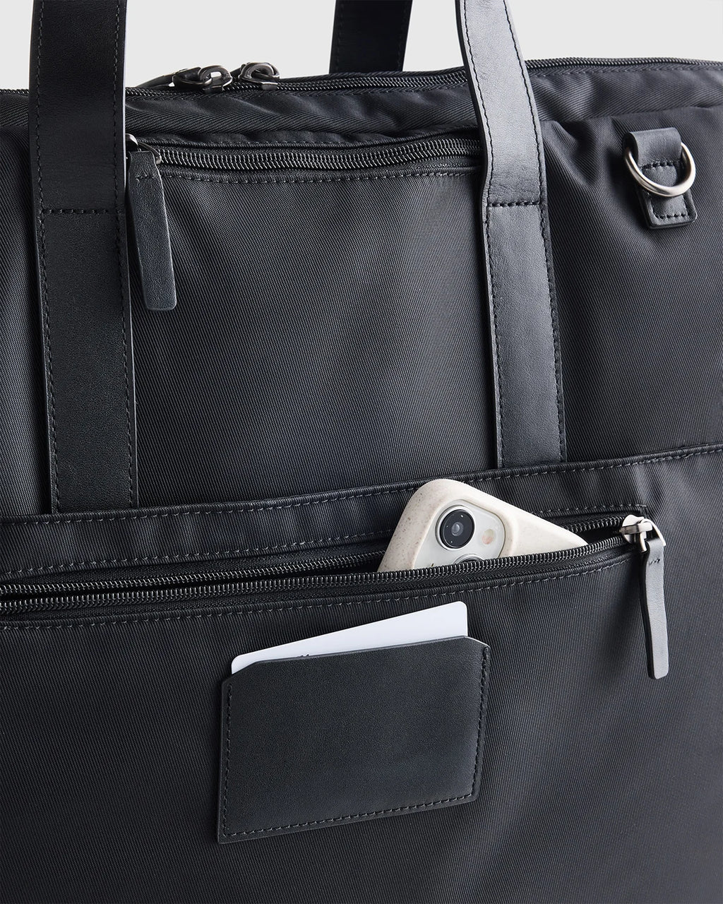 Voyage Nylon Garment Bag - One Size / Dark Green
