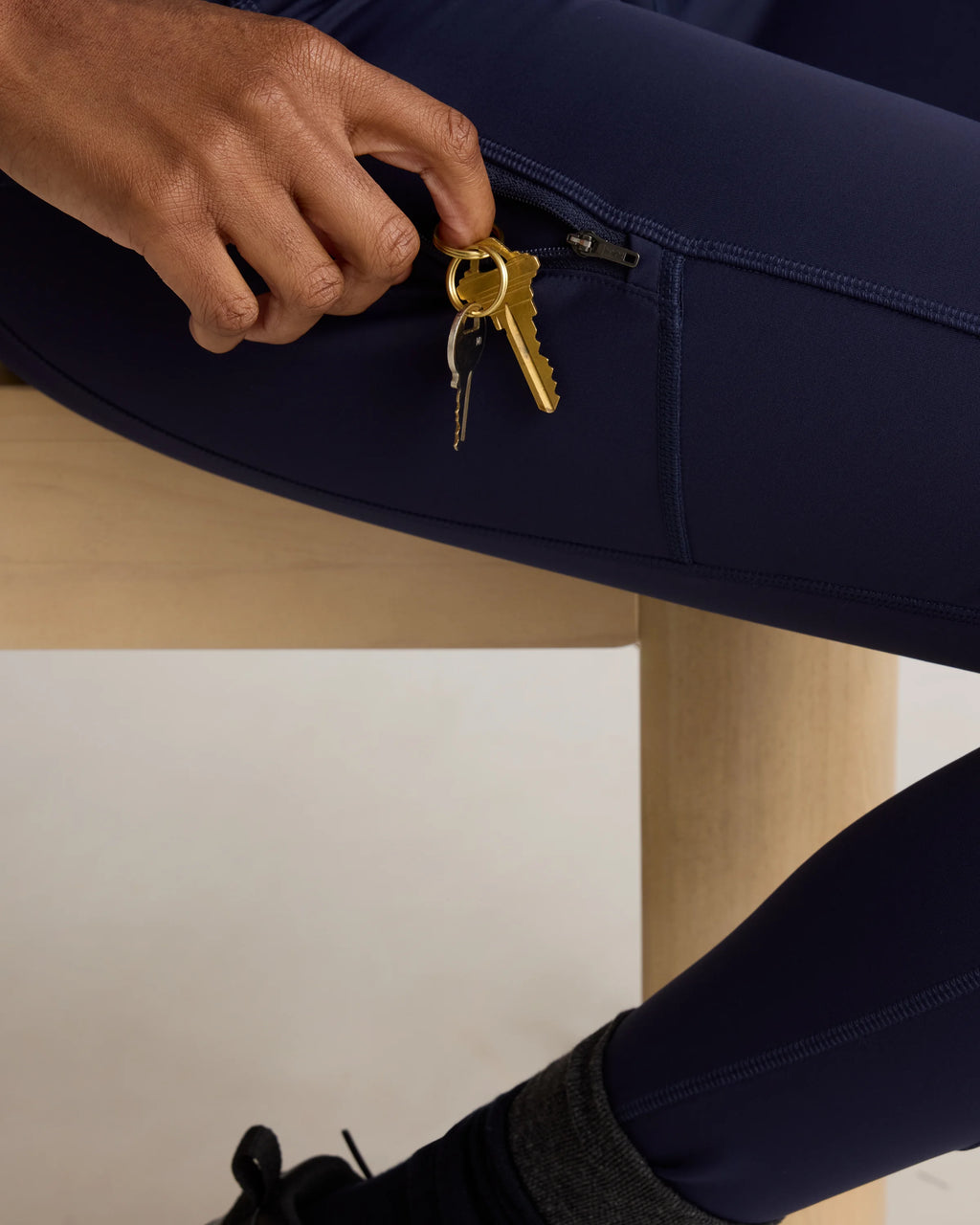 Whistler High-Rise Pocket Thermal Legging - XS / Black