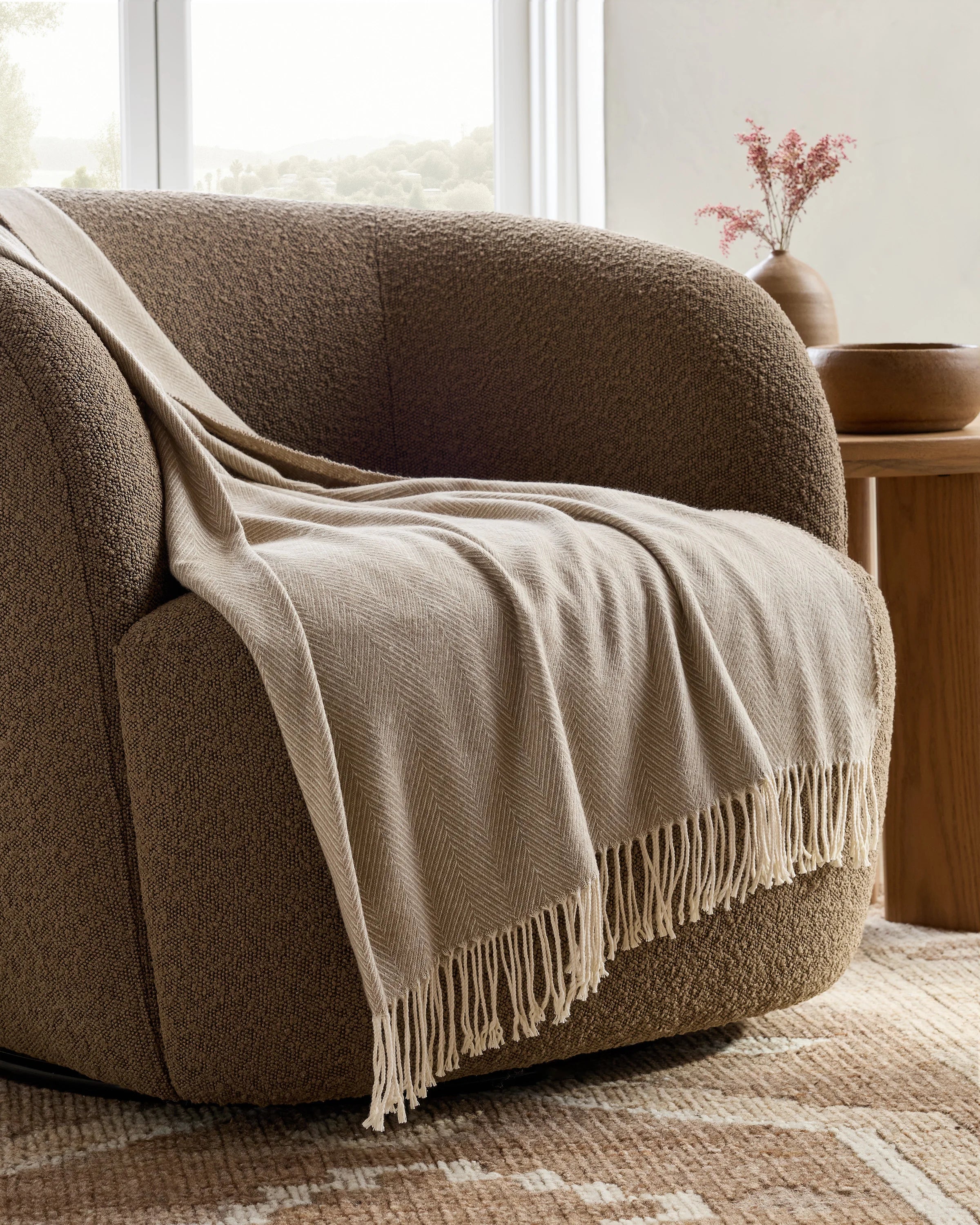 Lightweight Italian Cotton Herringbone Throw - One Size / Mushroom Secondary image