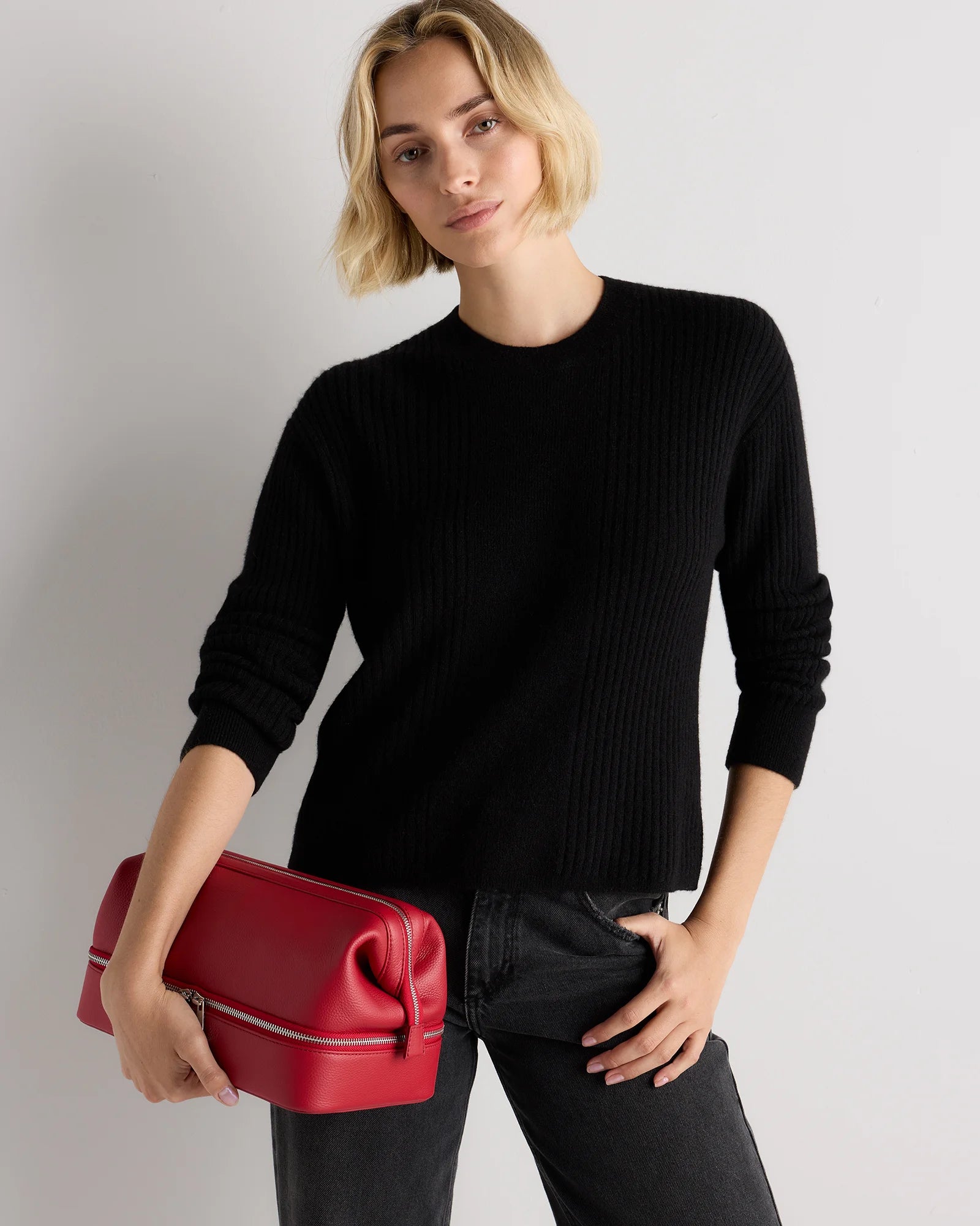 Italian Leather Dual Compartment Toiletry Bag - One Size / Ruby Red Secondary image