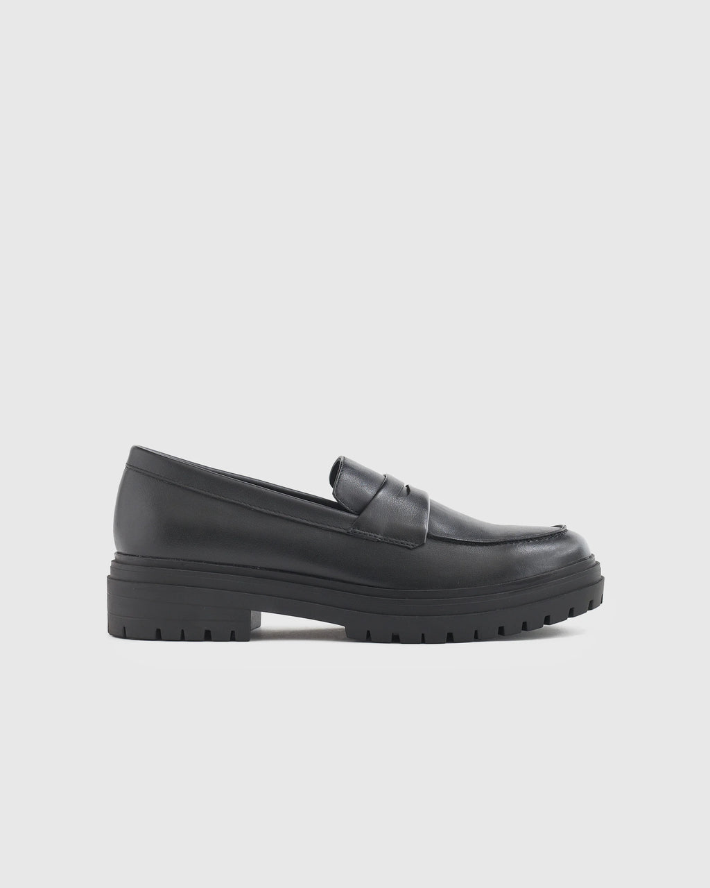 Italian Leather Lug Sole Loafer - 5 / Black