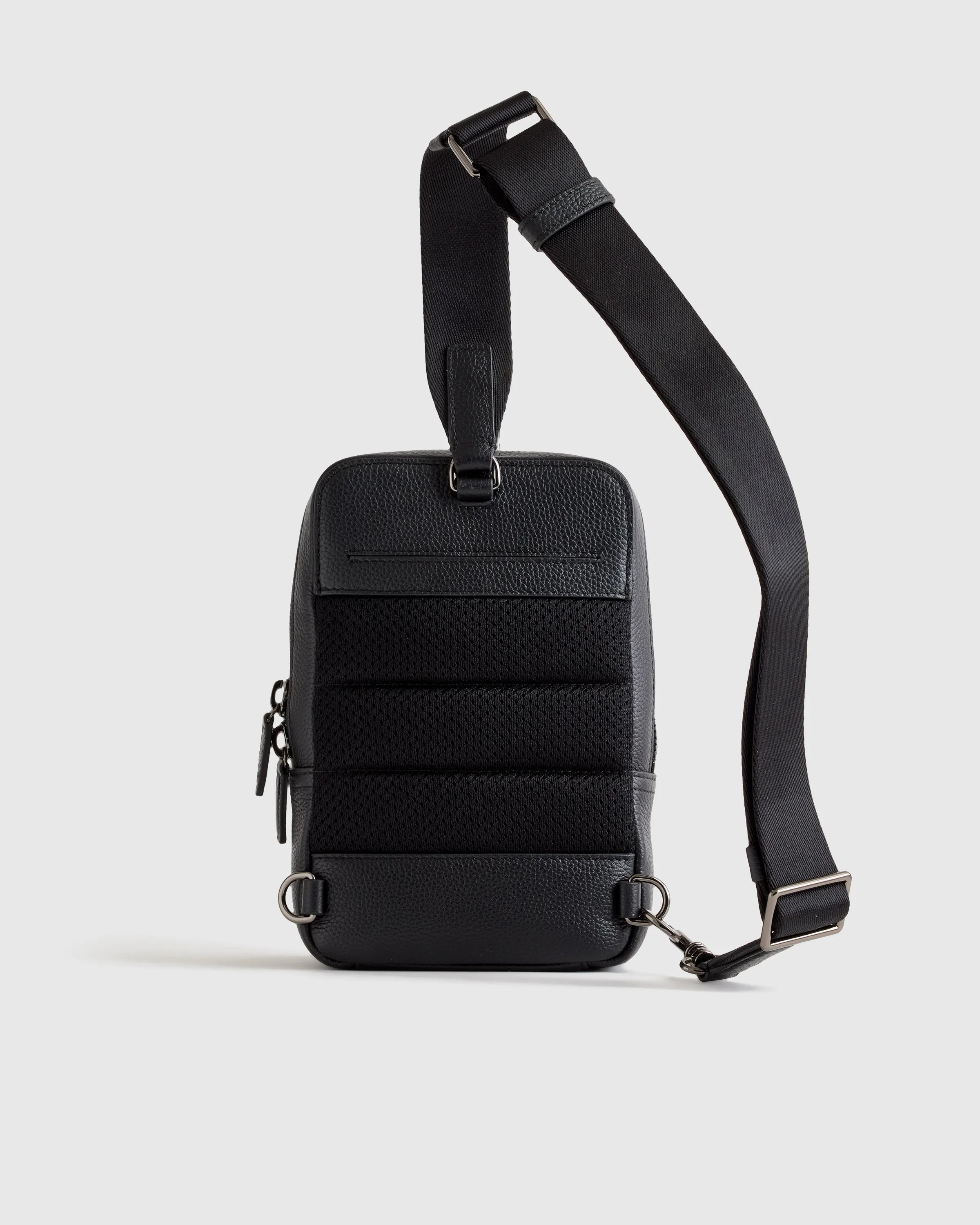 Excursion Italian Leather Sling Pack - One Size / Black Secondary image
