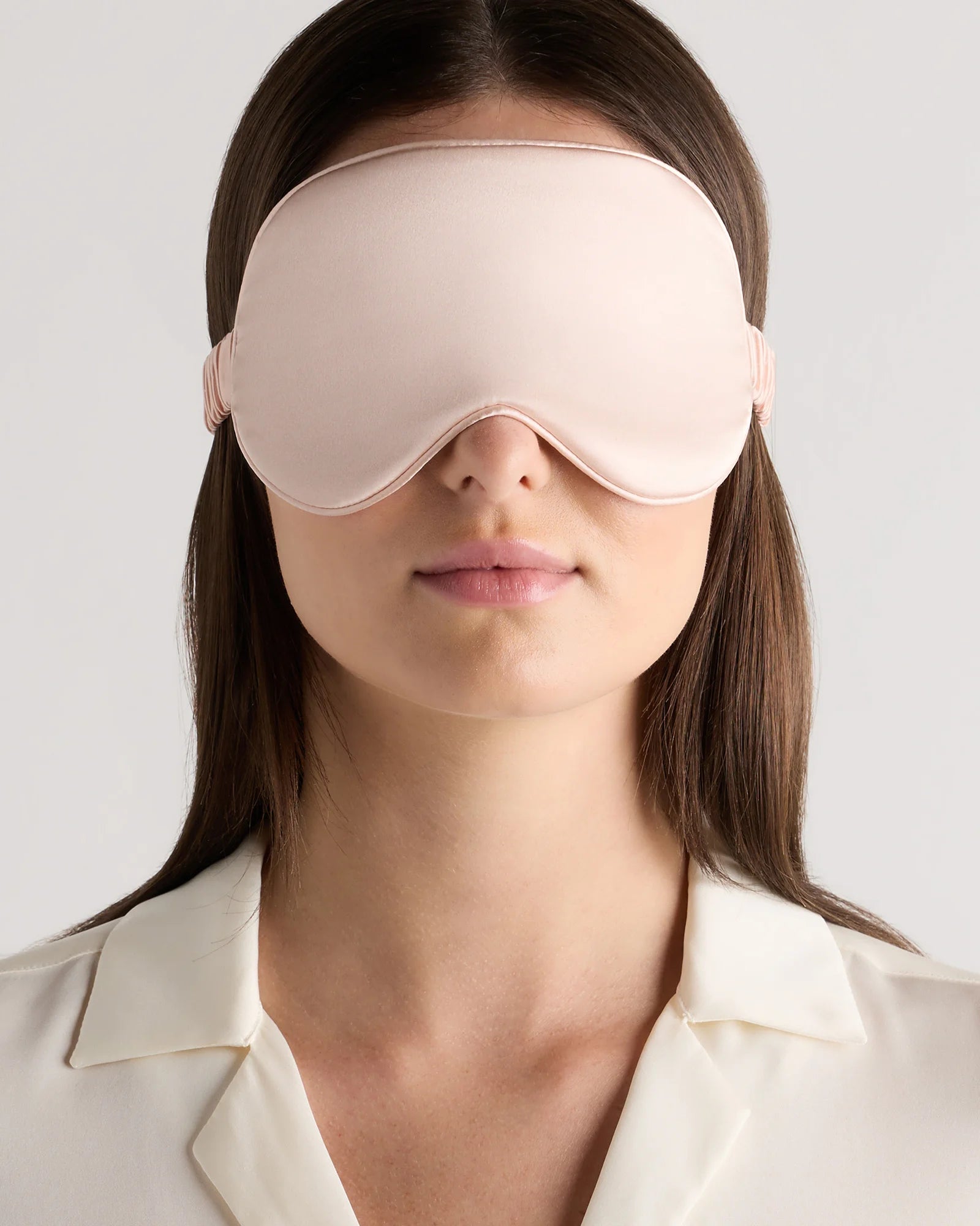 Mulberry Silk Beauty Sleep Mask - One Size / Soft Pink Secondary image