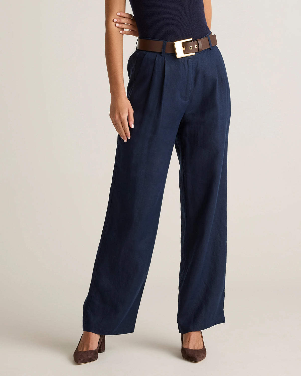100% European Linen Pleated Trouser - 6 / Deep Navy Main image