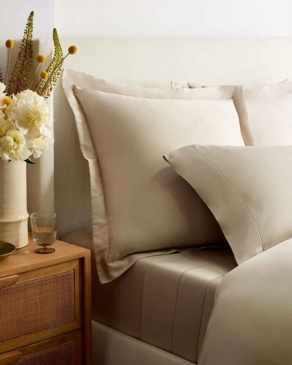 Signature Giza Cotton Sateen Duvet Cover Set - Twin / Sand