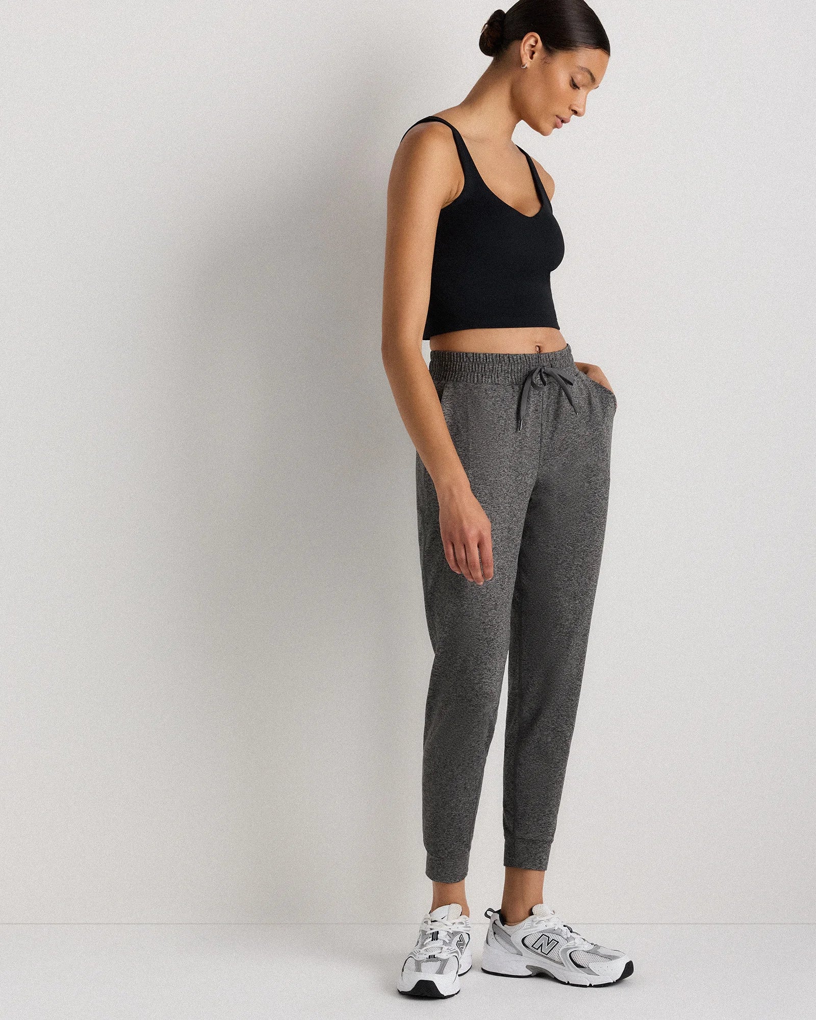 Flowknit Mid-Rise Joggers - XXL / Heather Grey Secondary image