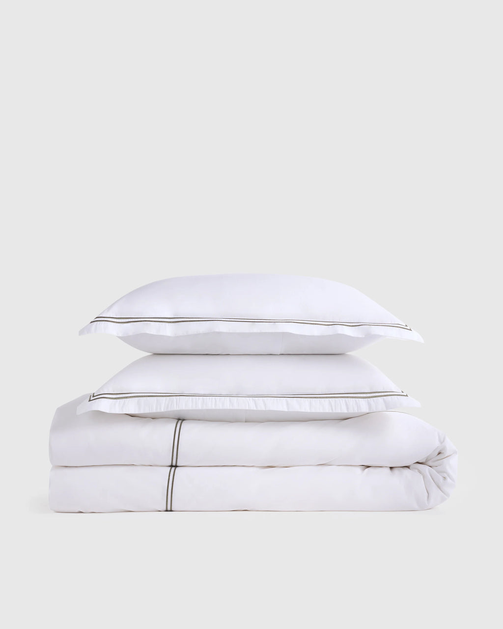 Organic Crisp Percale Embellished Duvet Cover Set - Twin / White/Navy