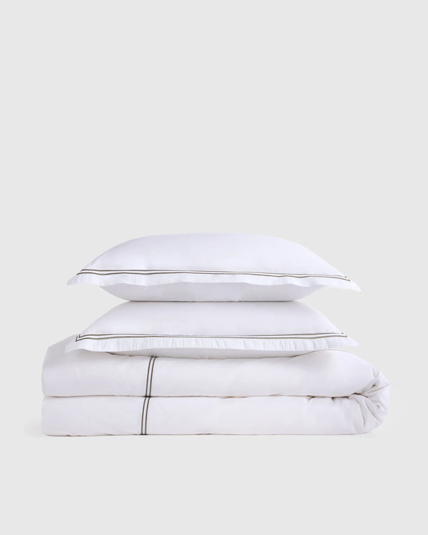 Organic Crisp Percale Embellished Duvet Cover Set - Twin / White/Navy