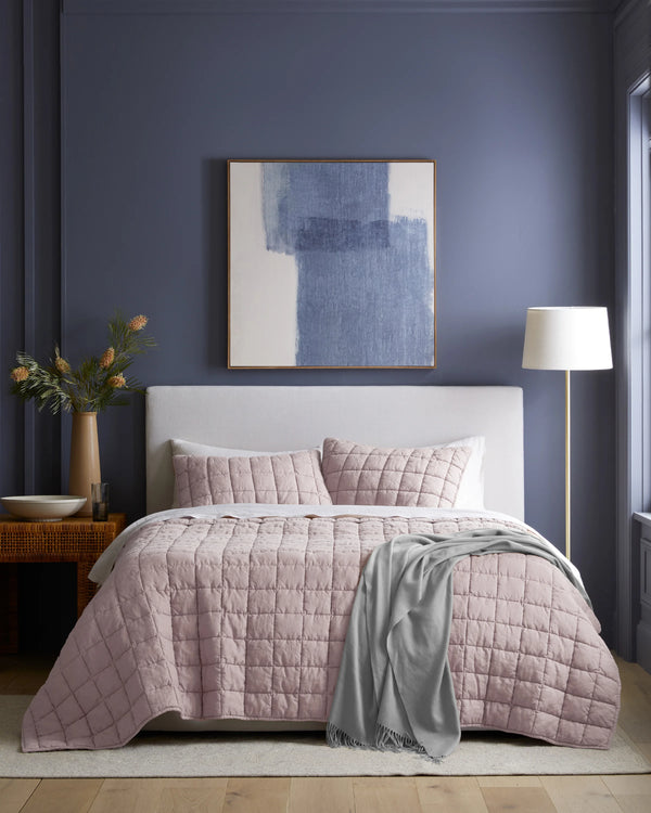 European Linen Box Quilted Sham Set - Standard / White