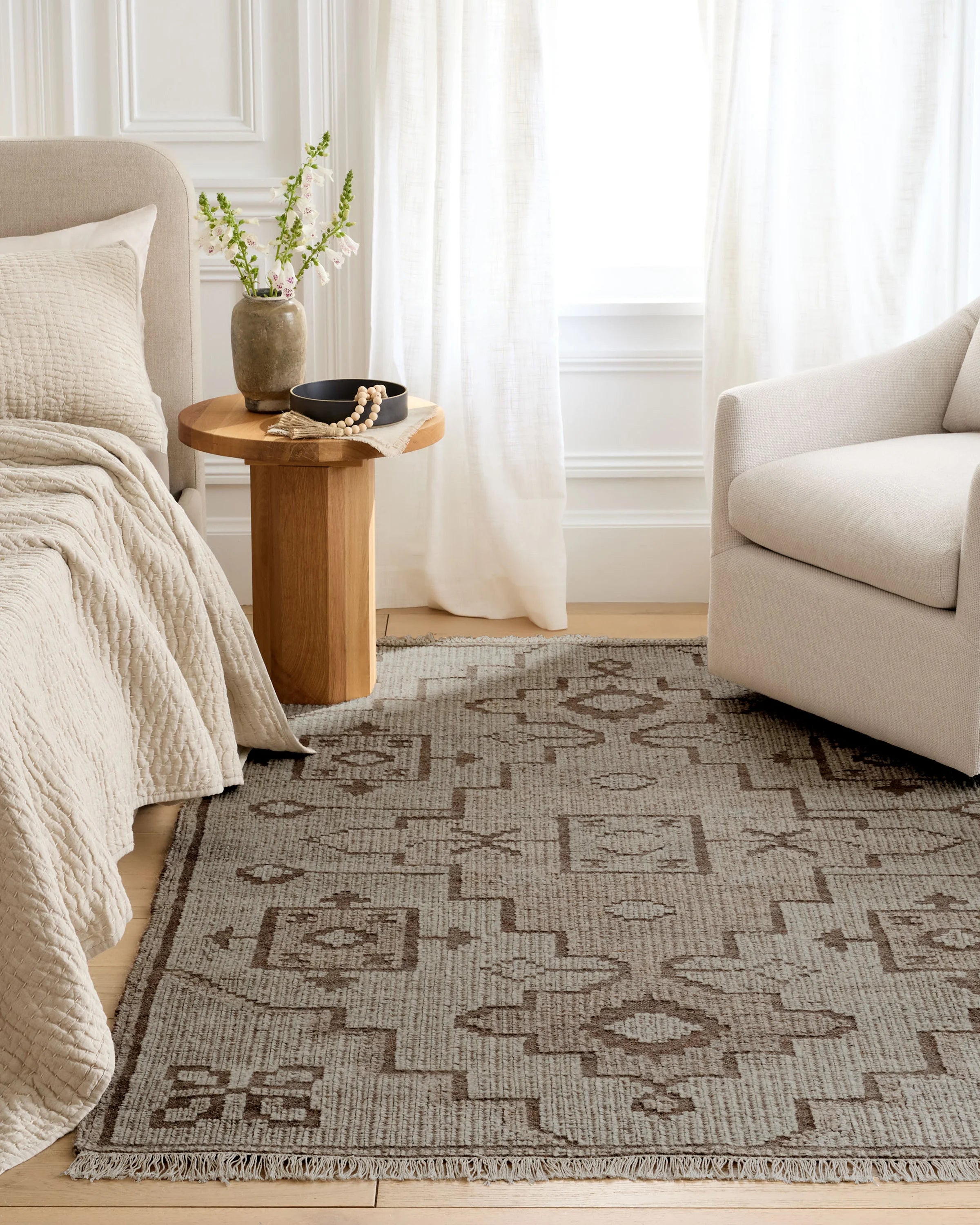 Nilo Handwoven Wool Rug - 3'6" x 5'6" / Brown Secondary image