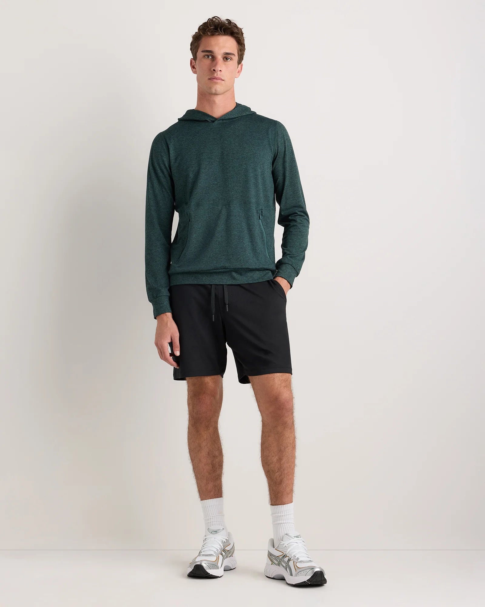 Flowknit Performance Shorts - 7.5" - S / Black Secondary image