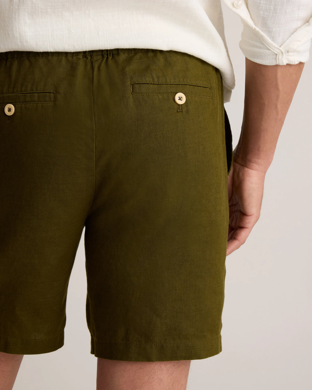 100% European Linen Shorts - 8" - S / Martini Olive
