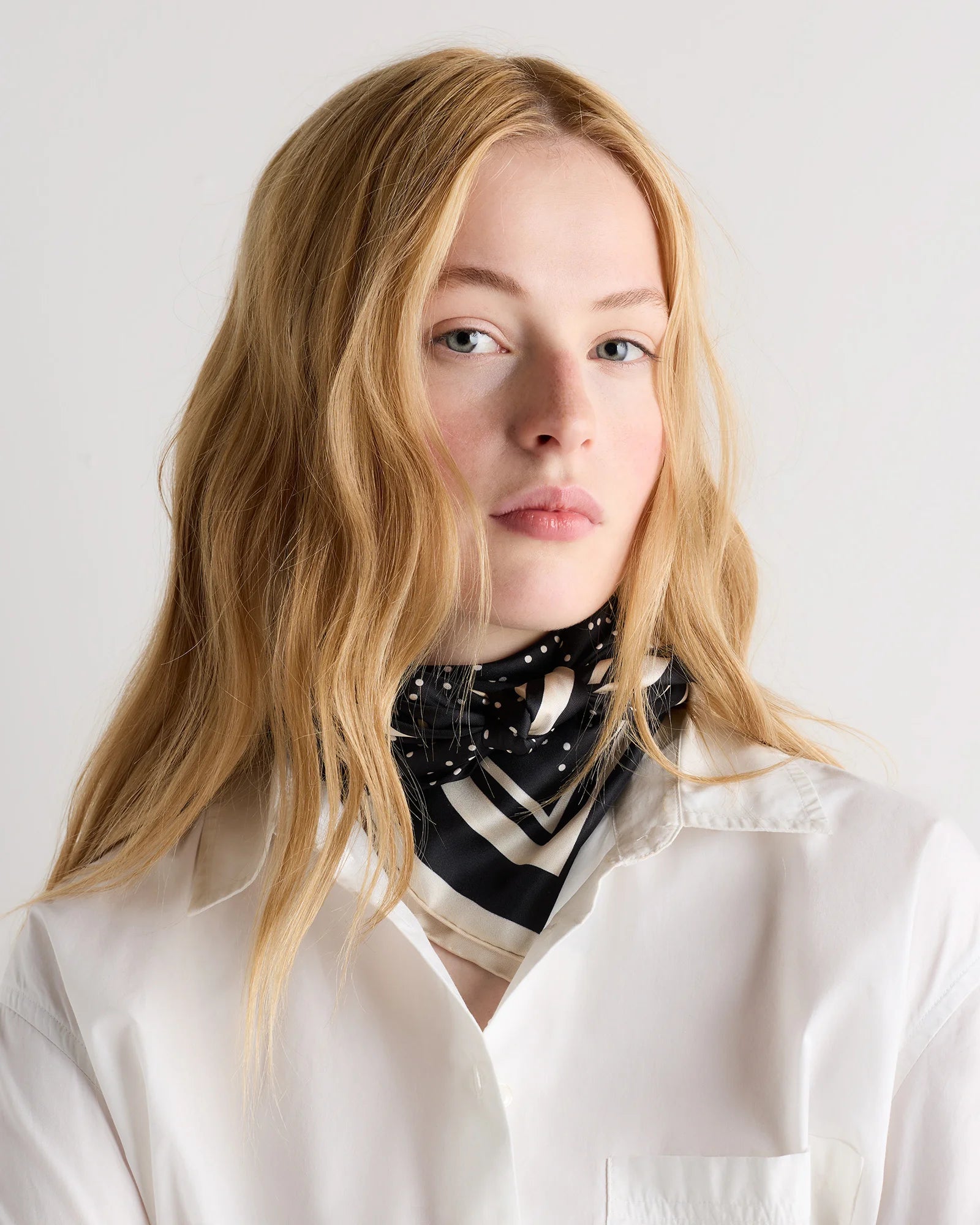 100% Silk Printed Square Scarf - One Size / Tiny Dot Black/ White Secondary image