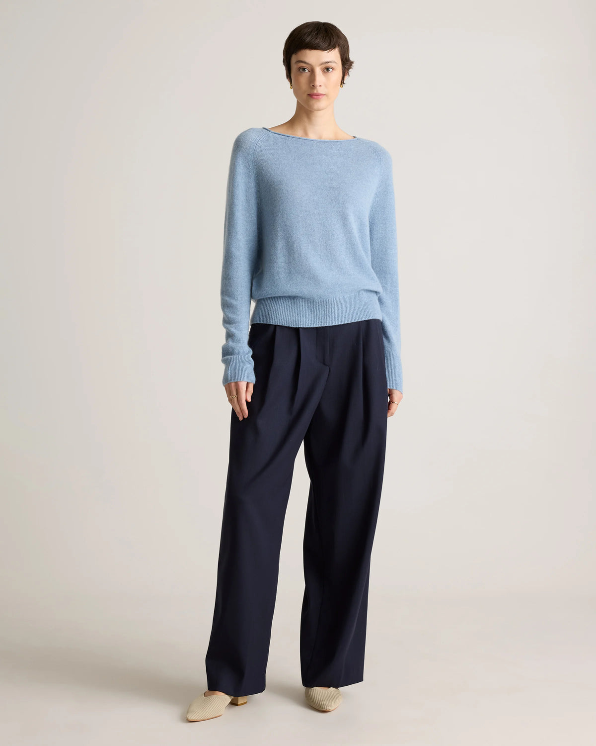 Mongolian Cashmere Boatneck Sweater - XS / Black