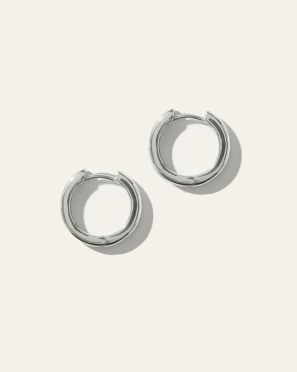Huggie Hoops - One Size / Sterling Silver