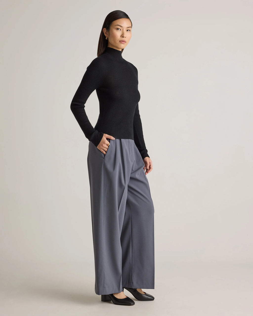 Featherweight Cashmere Ribbed Mockneck Sweater - XS / Deep Navy