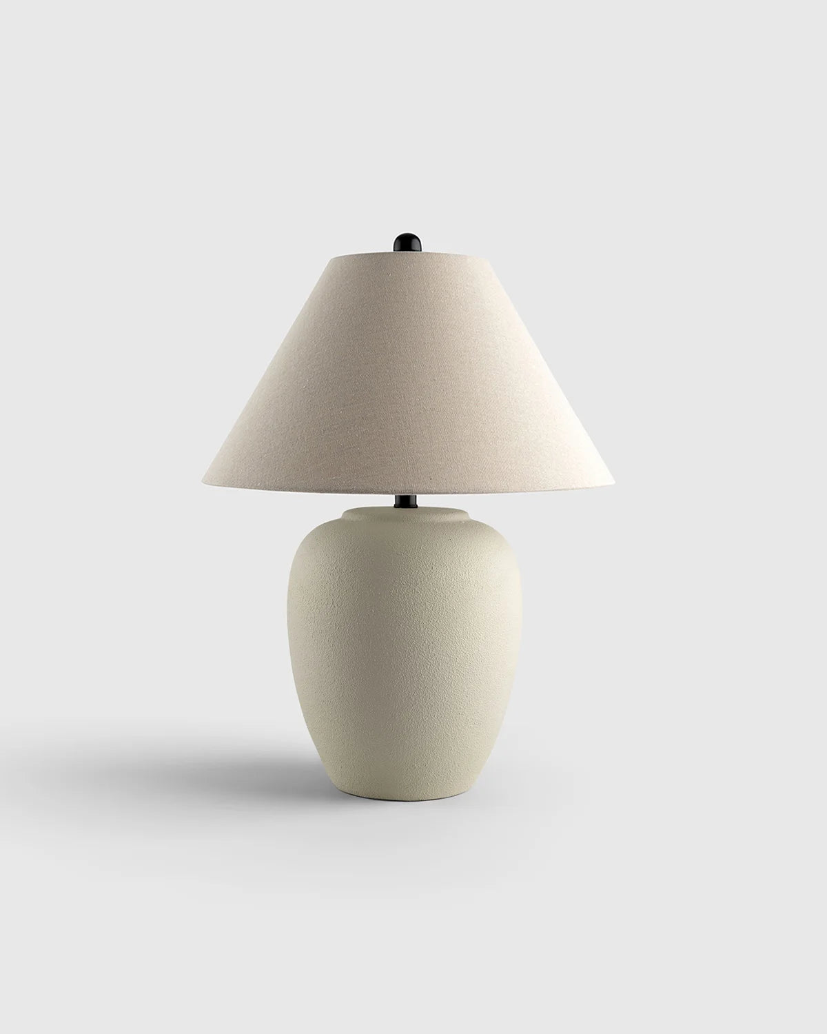 Heritage Ceramic Table Lamp - One Size / Ivory Main image