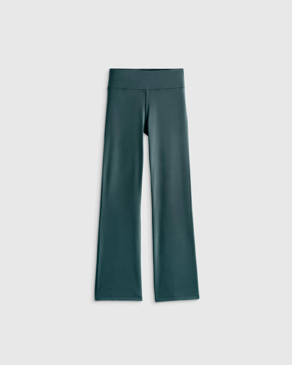 Girls Ultra-Form High Rise Flare Pant - 6 / Black Camo