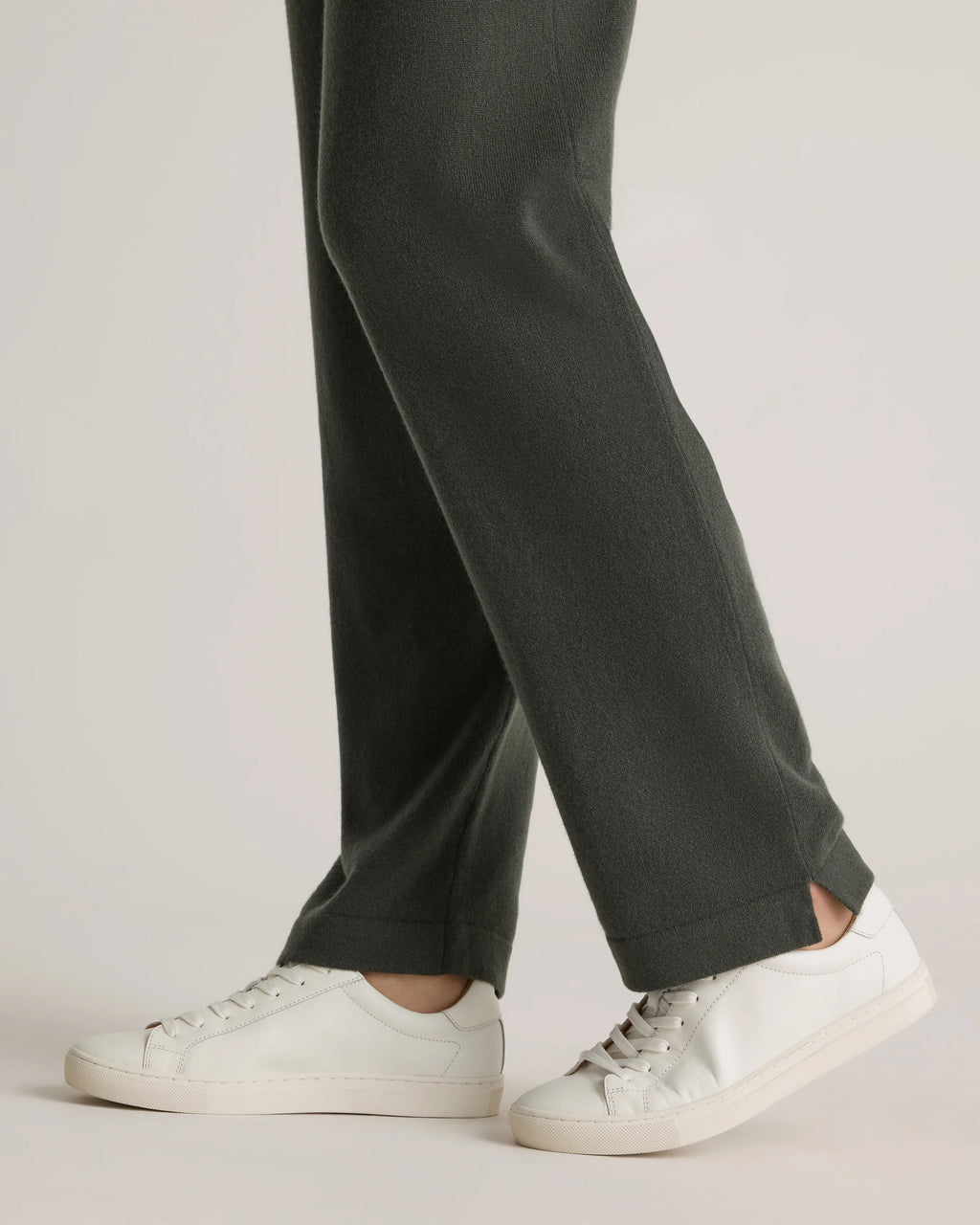 Mongolian Cashmere Straight Leg Pants - XS / Moss