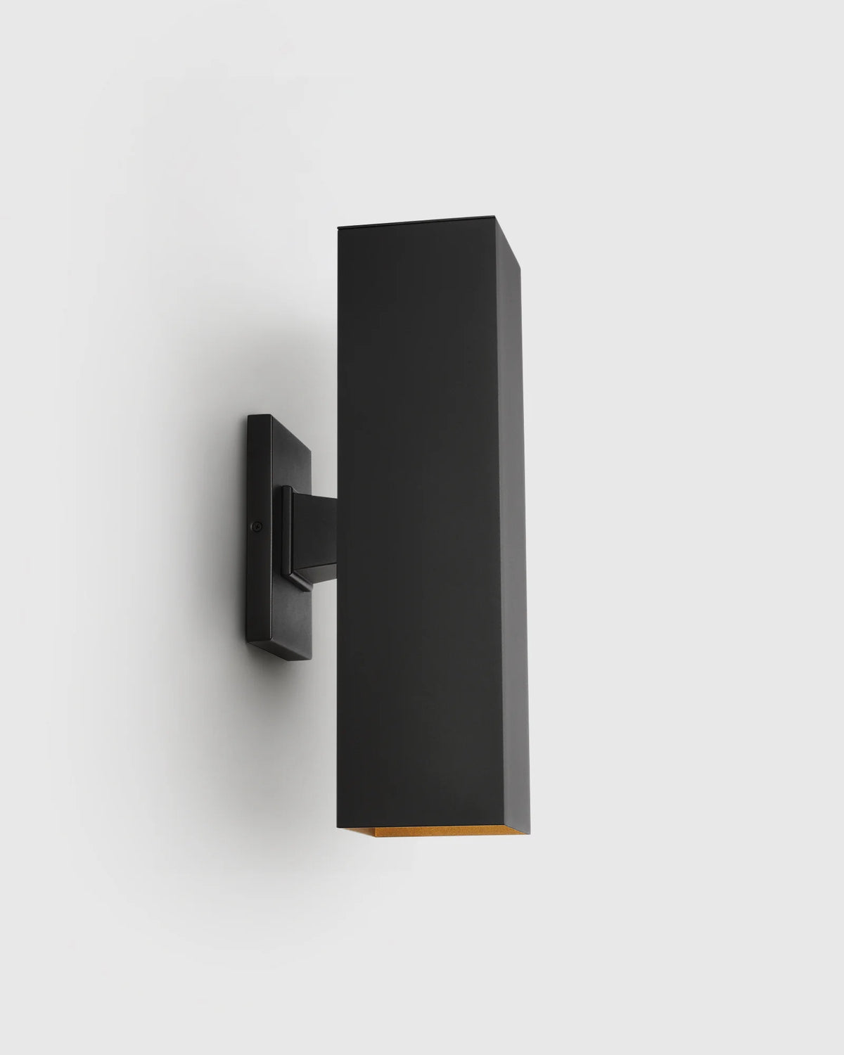 Outdoor Aluminum Rectangle Wall Sconce - One Size / Black Main image