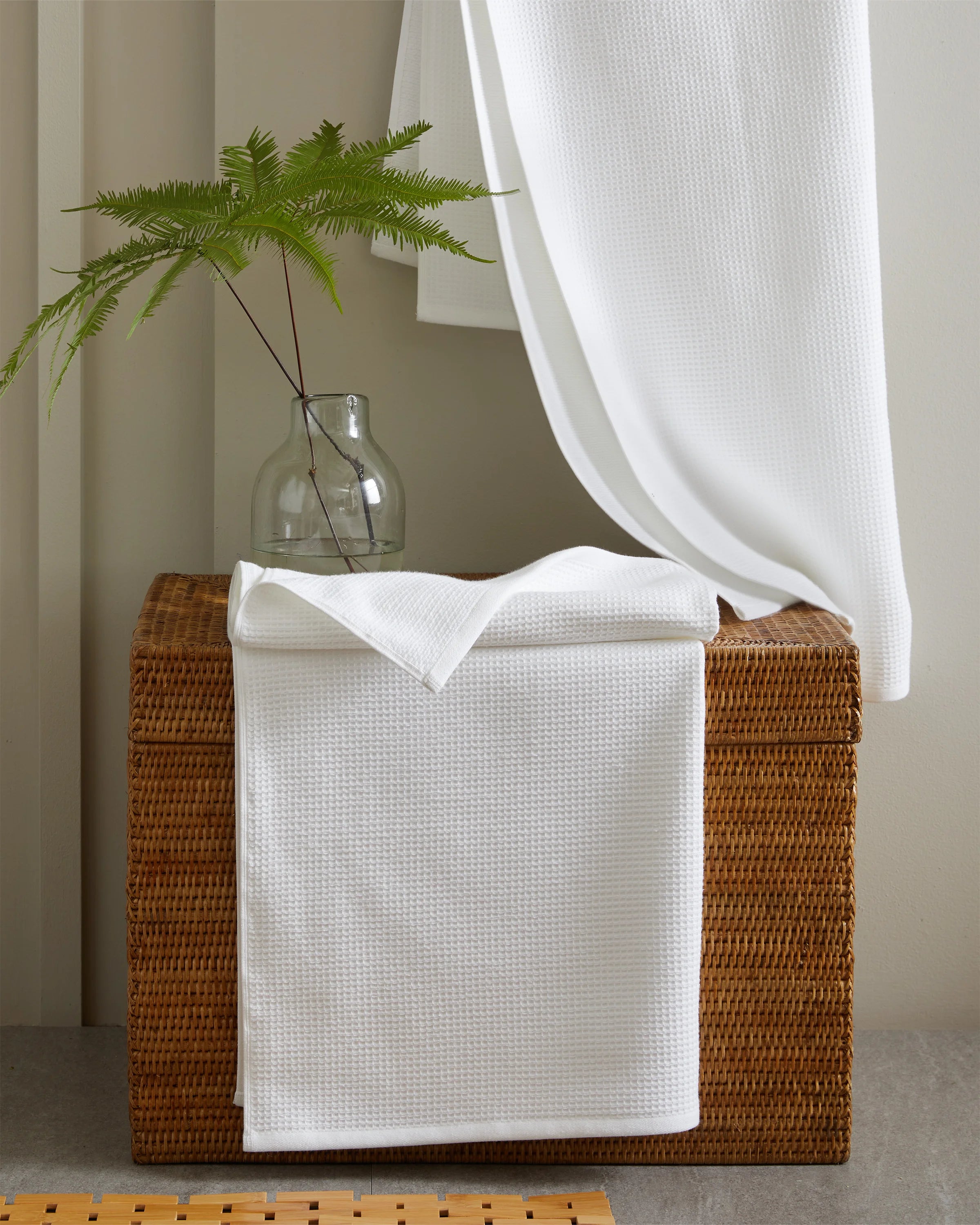 Turkish Waffle Terry Bath Towel (Set of 2) - One Size / White Secondary image